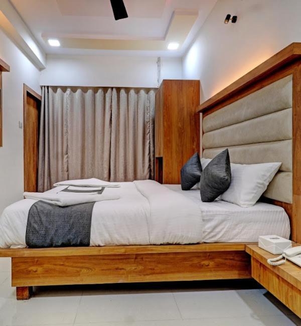 Sun Inn Residency , Navi Mumbai Buitenkant foto